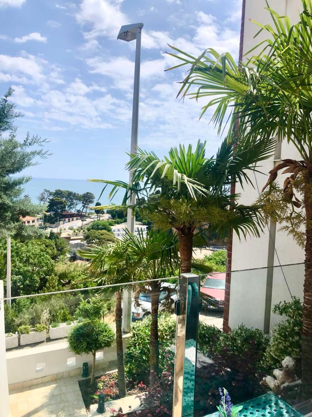 Hotel Senator Ulcinj Exterior photo