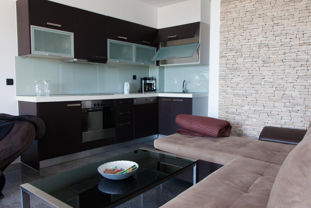 Hotel Senator Ulcinj Exterior photo